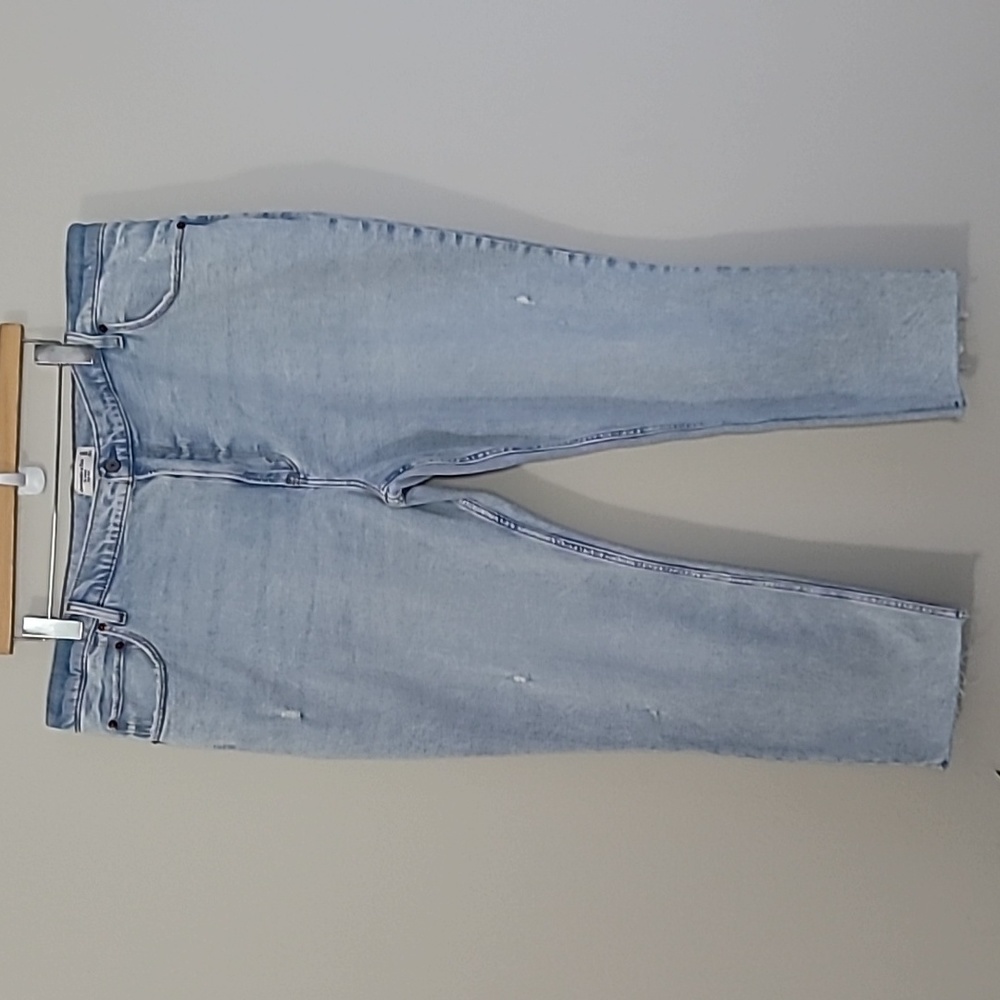 Abercrombie & Fitch The Skinny High Rise jean Sz 36/22  NWT